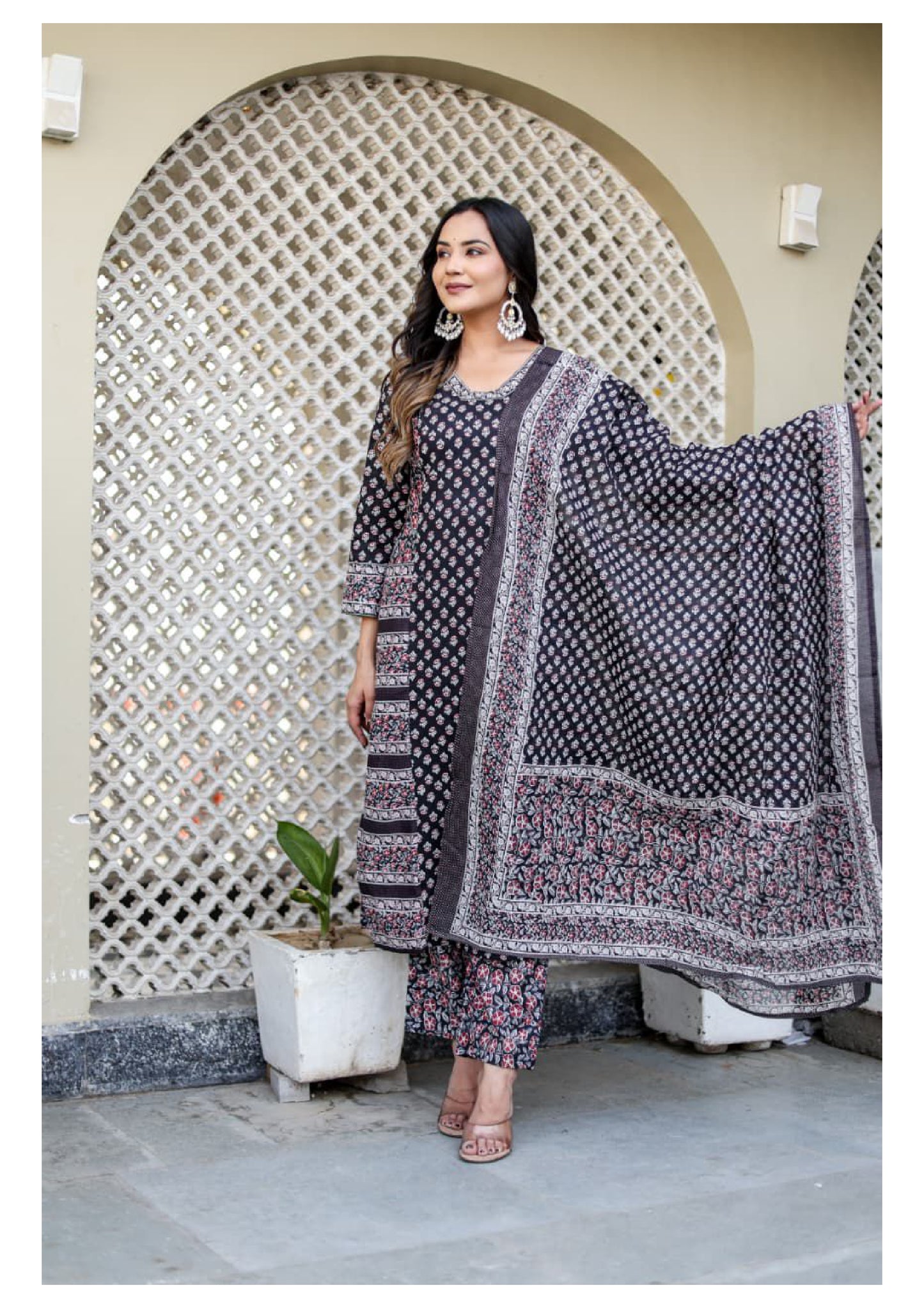 Black Cotton Suit Set for Women – Timeless Ethnic Elegance