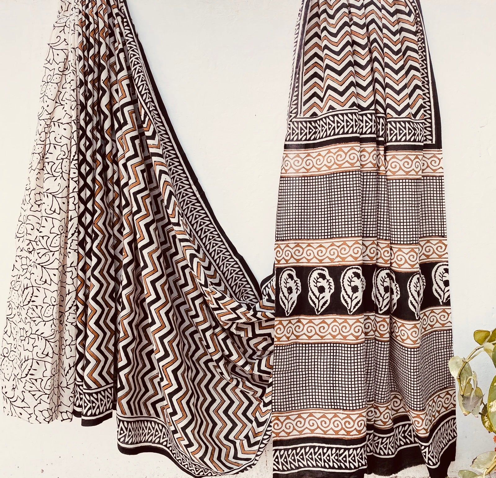 Zic Zac Patakha Cotton Mal Mal Sari - House Of Kaura